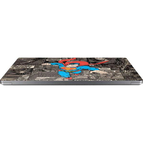 DC Comics Superman Vintage Action pose pattern Universal Laptop 16in (13 x 9.4in) Skin
